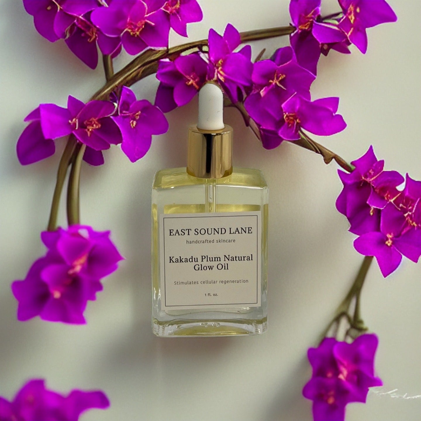 Kakadu Plum Natural Glow Oil with Kangaroo Flower Extract